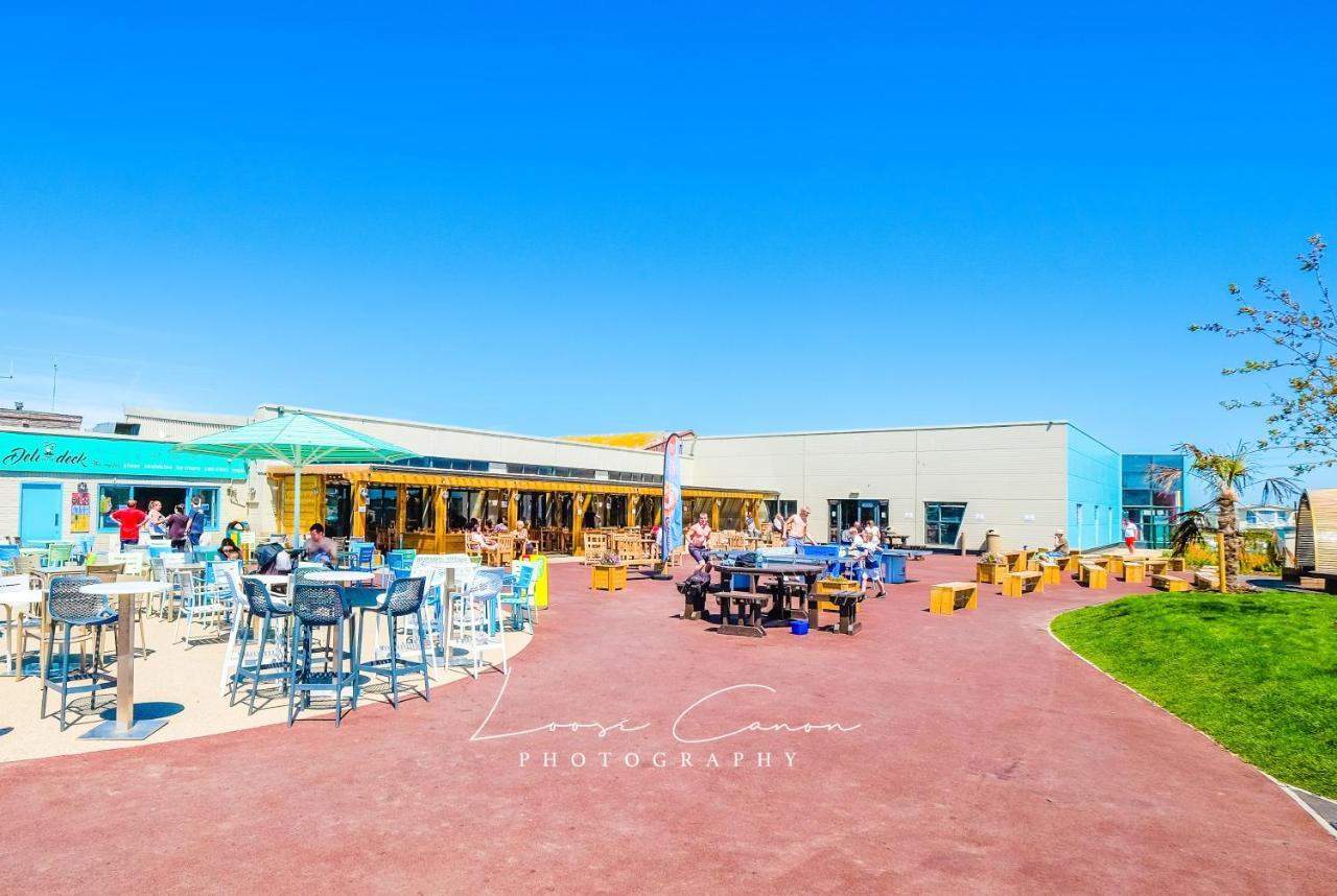 Sea 'N' Stars Platinum Plus Holiday Home With Views, Free Wifi And Netflix Camber Exterior photo